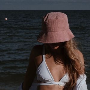 Rosè Bucket Hat